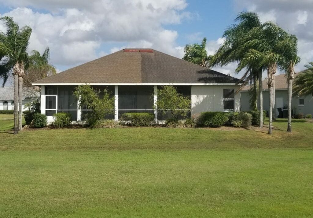 Roof cleaning in lakeland, fl